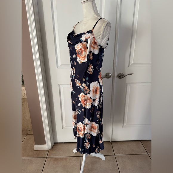 bebe Women's Satin Midi Dress Cowl Neck. Size M. MSRP $99.95 - Picture 8 of 16